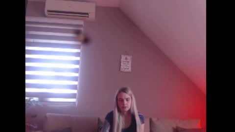 A girl online show from 03-18-26, 08:28