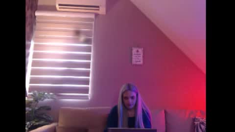 A girl online show from 03-27-26, 08:26