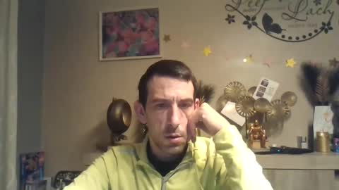 dreamguy38 online show from 12-24-24, 03:05