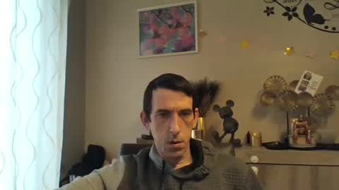 dreamguy38 online show from 02-11-25, 08:48