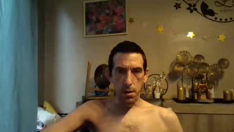 dreamguy38 online show from 10-23-25, 07:40