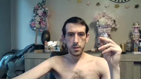 dreamguy38 online show from 11-20-25, 08:25