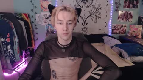 Yukichi online show from 12-15-25, 03:22