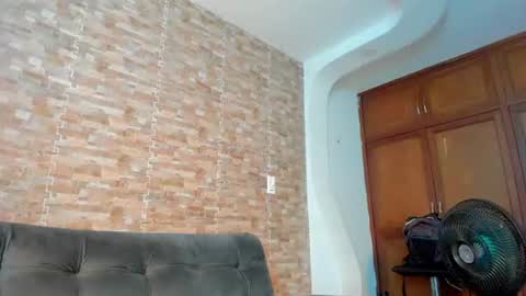 dreams_chloe online show from 07-04-26, 05:46