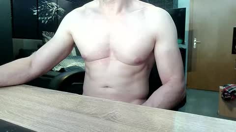 Snapshot of dreamwallker chatting on 09-21-25, 09:00 Ioannes Paulus the 2nd online show from 09-21-25, 09:00