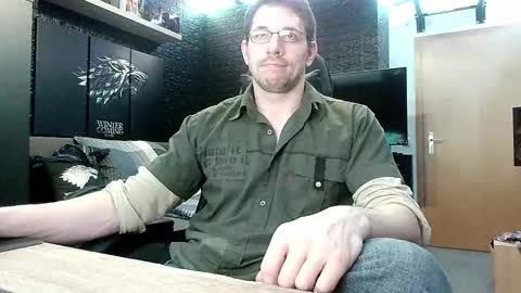 Snapshot of dreamwallker chatting on 12-14-25, 02:50 Ioannes Paulus the 2nd online show from 12-14-25, 02:50