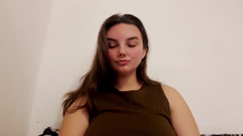 Mila online show from 12-04-24, 12:25