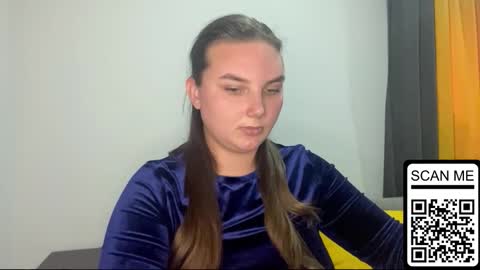 Mila online show from 09-29-25, 02:33