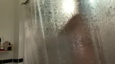 RIRI OR DREAMY online show from 03-28-26, 01:05