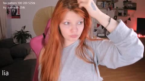 Snapshot of dreamysoul chatting on 12-16-25, 10:37 my name is Lia online show from 12-16-25, 10:37