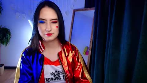 Snapshot of dreamysteps chatting on 10-30-25, 02:24 dreamysteps online show from 10-30-25, 02:24