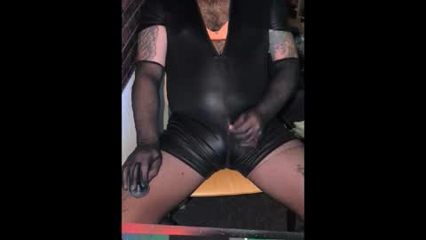 Snapshot of dress_like_u_love_it_3 chatting on 09-16-25, 07:15 dress_like_u_love_it_3 online show from 09-16-25, 07:15