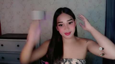 Snapshot of dreyanajones chatting on 03-10-26, 06:57 Dreyana online show from 03-10-26, 06:57