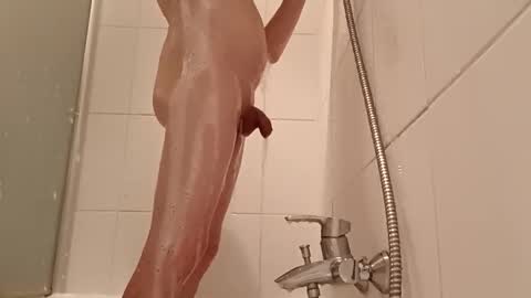 Snapshot of drijn3 chatting on 09-08-25, 06:40 drijn3 online show from 09-08-25, 06:40