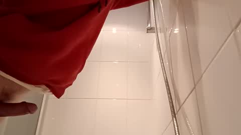 Snapshot of drijn3 chatting on 10-11-25, 10:47 drijn3 online show from 10-11-25, 10:47