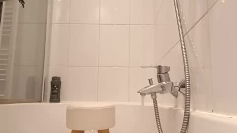 Snapshot of drijn3 chatting on 11-01-25, 03:36 drijn3 online show from 11-01-25, 03:36