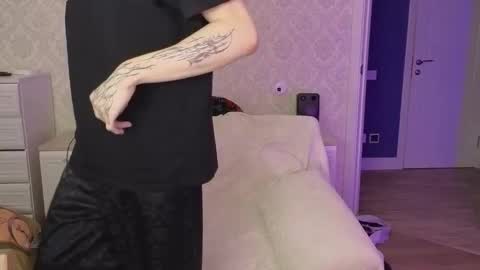 Mark online show from 03-09-26, 02:32