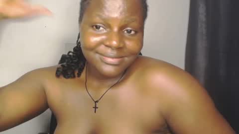 Snapshot of dripping_pussy0 chatting on 09-28-25, 04:56 Layla online show from 09-28-25, 04:56