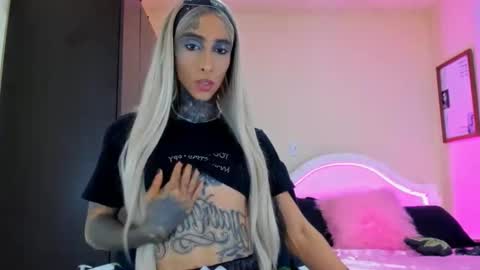 drippyorlove online show from 02-18-25, 11:41