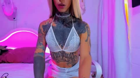 drippyorlove online show from 09-25-25, 10:02