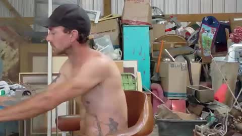 Inexperienced catfish online show from 05-11-26, 04:15