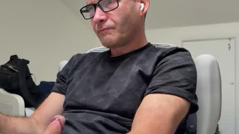 Nick online show from 10-17-25, 11:02