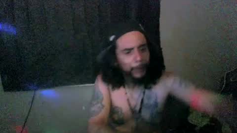 Snapshot of drogoloko233 chatting on 06-12-26, 02:32 drogo lpkp online show from 06-12-26, 02:32
