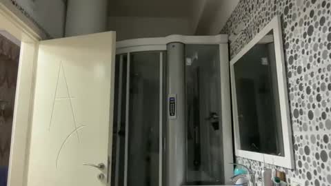 Snapshot of drresa chatting on 02-26-25, 08:15 Dr. Resa online show from 02-26-25, 08:15