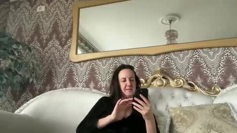 Snapshot of drresa chatting on 02-27-25, 08:28 Dr. Resa online show from 02-27-25, 08:28