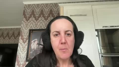 Snapshot of drresa chatting on 03-02-25, 01:38 Dr. Resa online show from 03-02-25, 01:38