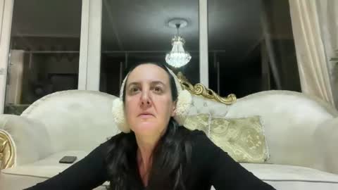 Snapshot of drresa chatting on 03-05-25, 07:38 Dr. Resa online show from 03-05-25, 07:38