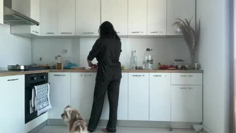 Snapshot of drresa chatting on 10-09-25, 09:07 Dr. Resa online show from 10-09-25, 09:07