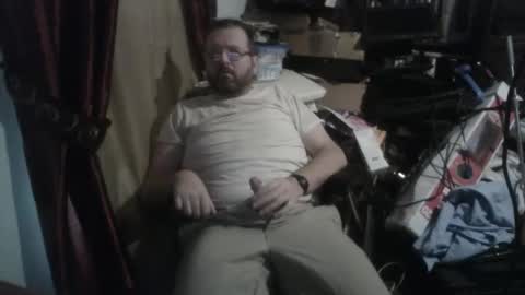 Snapshot of drunkeneagle chatting on 02-16-26, 05:20 drunkeneagle online show from 02-16-26, 05:20