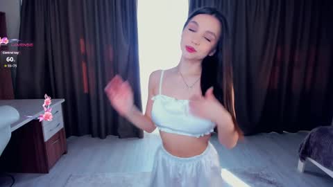 Emma online show from 03-31-26, 05:08