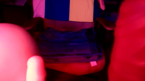 Snapshot of drwhoisit chatting on 02-24-26, 07:50 Dr WhoIsIt online show from 02-24-26, 07:50