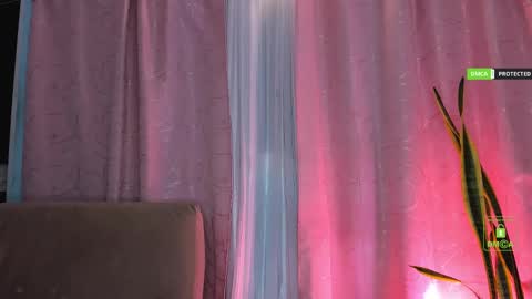 Snapshot of duamilktits chatting on 11-09-25, 12:53 duamilktits online show from 11-09-25, 12:53