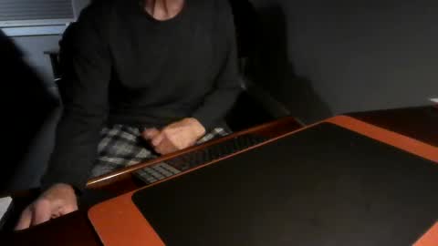 Snapshot of dubl55nikl chatting on 02-28-25, 08:31 DublNikl online show from 02-28-25, 08:31