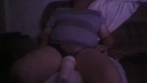 Snapshot of dude7inch chatting on 02-01-25, 01:02 dude7inch online show from 02-01-25, 01:02