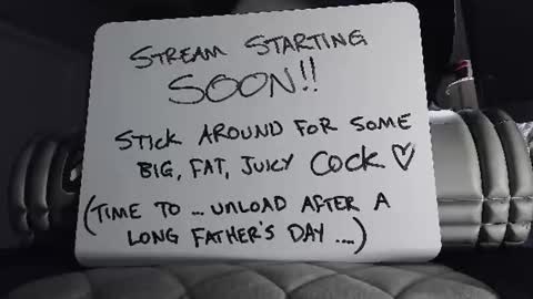 Snapshot of dude_b_horny chatting on 06-22-26, 04:09 Oliver online show from 06-22-26, 04:09