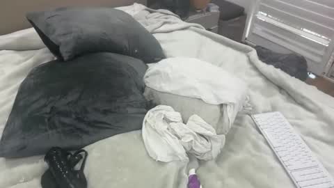 Snapshot of dudebrocuz69 chatting on 02-11-26, 02:49 Dude online show from 02-11-26, 02:49