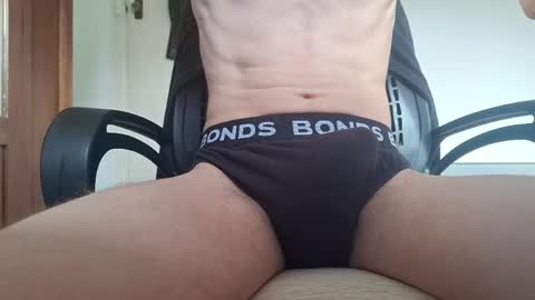 Snapshot of dukeatredies chatting on 05-05-26, 01:13 dukeatredies online show from 05-05-26, 01:13