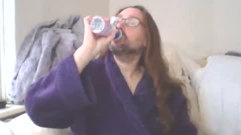 chris online show from 10-12-25, 05:12