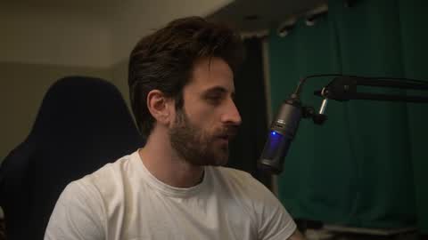 Snapshot of dukethedude chatting on 02-02-25, 02:17 Duke online show from 02-02-25, 02:17