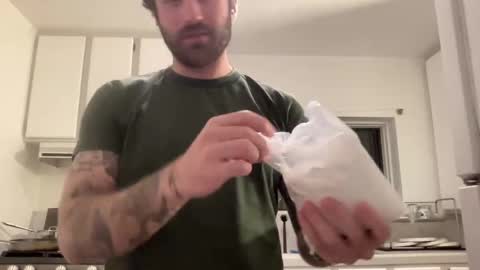 Snapshot of dukethedude chatting on 03-08-25, 02:55 Duke online show from 03-08-25, 02:55