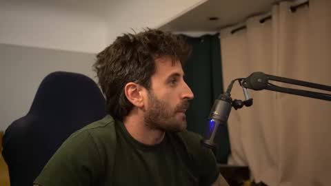 Snapshot of dukethedude chatting on 10-05-25, 01:48 Duke online show from 10-05-25, 01:48