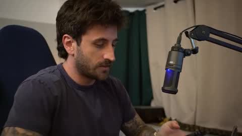 Snapshot of dukethedude chatting on 10-12-25, 02:10 Duke online show from 10-12-25, 02:10