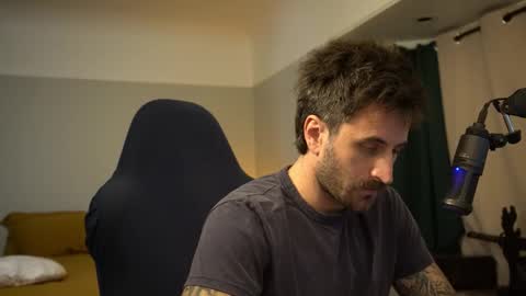 Snapshot of dukethedude chatting on 11-16-25, 03:01 Duke online show from 11-16-25, 03:01