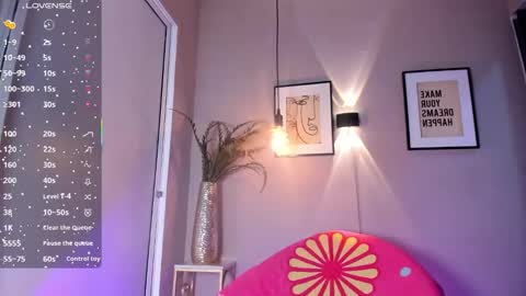 dulce__fiore07 online show from 10-26-25, 12:33