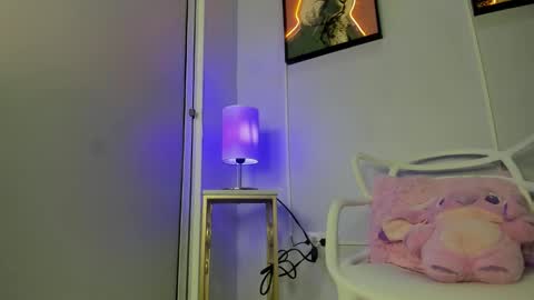 dulce__fiore07 online show from 01-16-26, 12:09