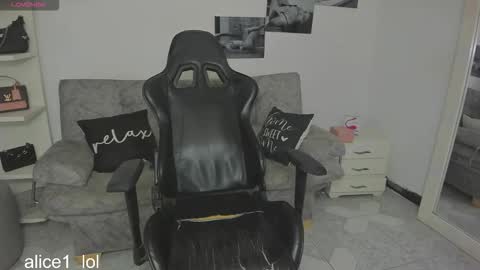 Snapshot of dulce_alice_ chatting on 01-16-26, 09:41 ALICE online show from 01-16-26, 09:41